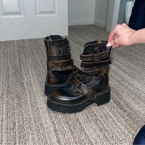 Steve Madden combat style boots